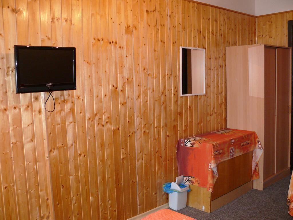 Hotel Radegast Dolni Becva Room photo